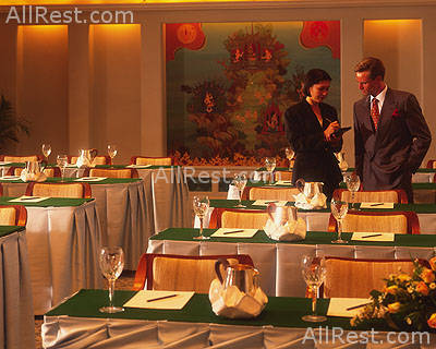 Four Seasons Hotel 4